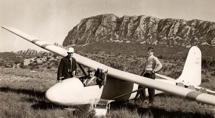 Le Castel 311P en stage au Pic Saint-Loup, juillet 1958