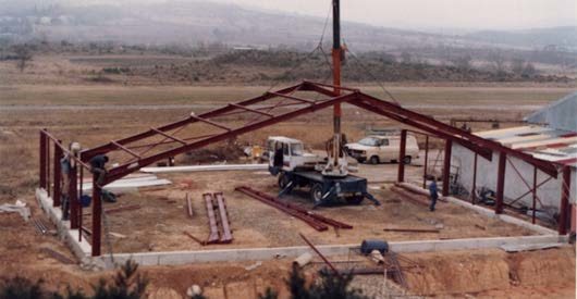 Construction d'un hangar en structure métallique