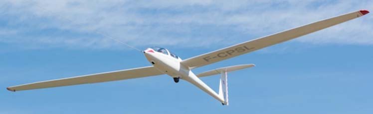 Planeur moderne F-CPSL en vol